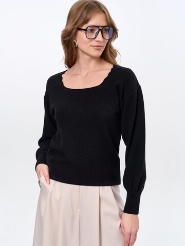 Blue Shadow Sweater in Black