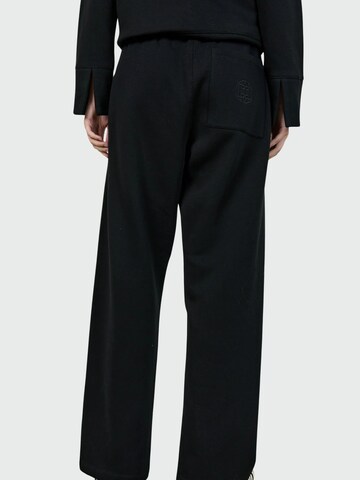 Levete Room Normální Kalhoty – černá