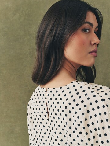 Next Shirt in Beige