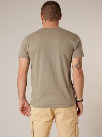 Deeluxe T- Shirt in Grün