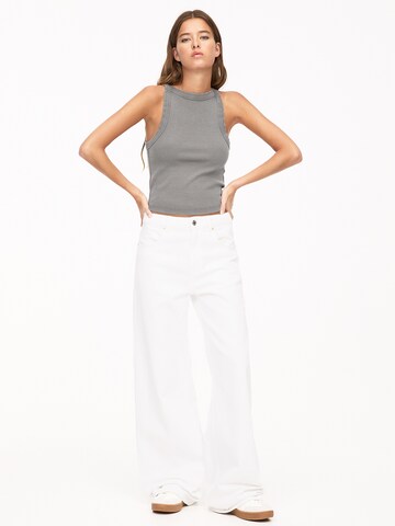 Pull&Bear Топ в сиво