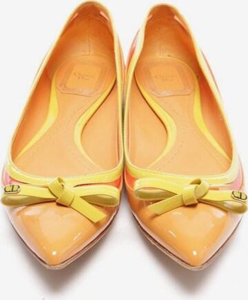 Dior Flats & Loafers in 35 in Yellow