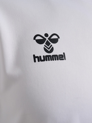 Hummel Funktionsshirt 'Essentials' in Weiß