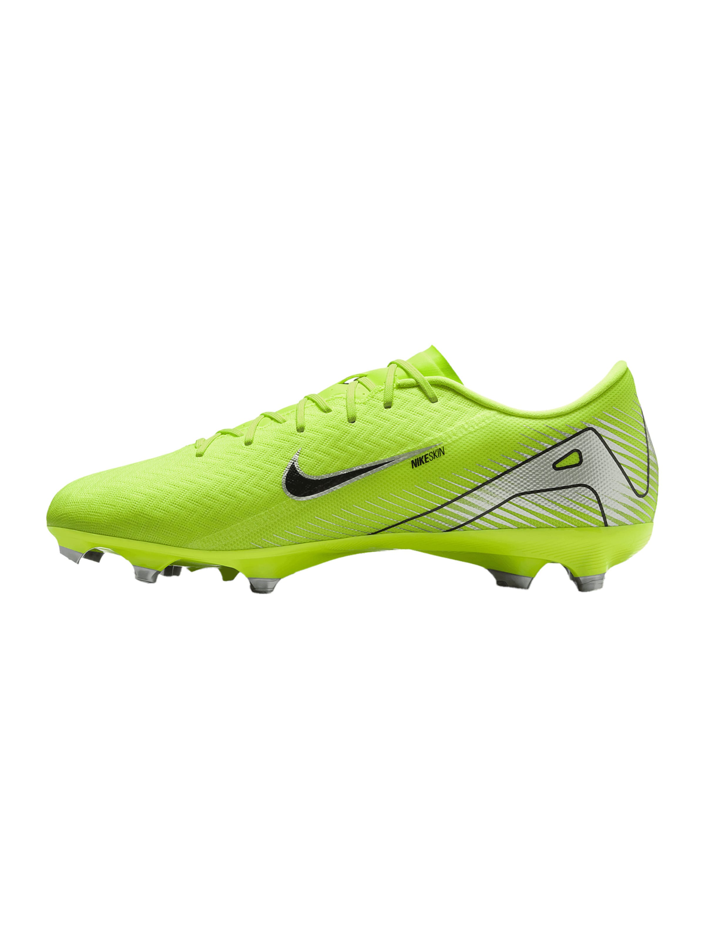 NIKE Soccer Cleats in Green: front