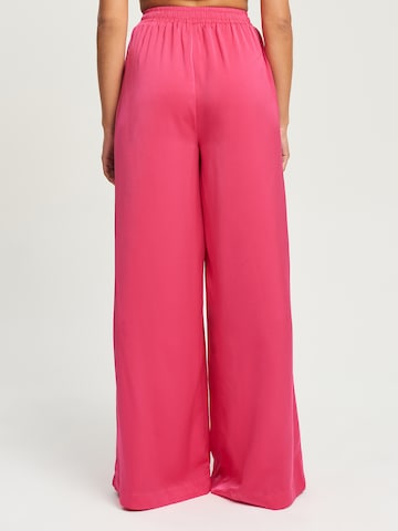 Wide Leg Pantalon 'VERA' Tussah en rose : derrière