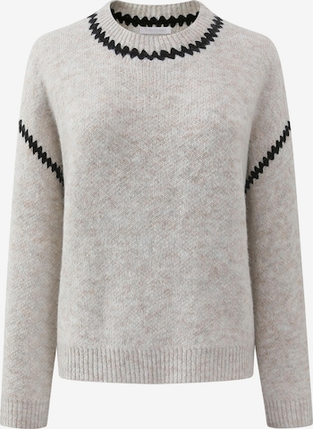 SASSYCLASSY Sweater in Beige: front