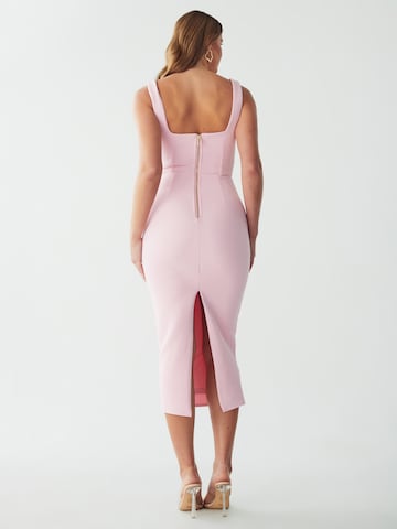 Robe de cocktail 'Mayan' BWLDR en rose : derrière