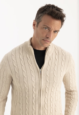 Felix Hardy Strickjacke in Beige