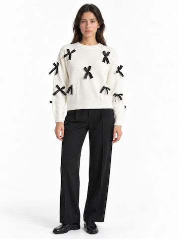 Viorna Sweatshirt 'Sweatshirts' in Beige