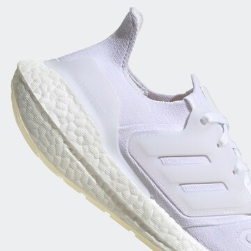 balta ADIDAS SPORTSWEAR Bėgimo batai 'Ultraboost 22'