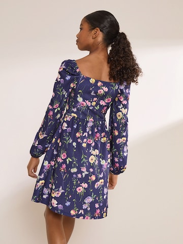 Lipsy Kleid in Blau