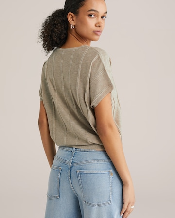 Pulover de la WE Fashion pe bej