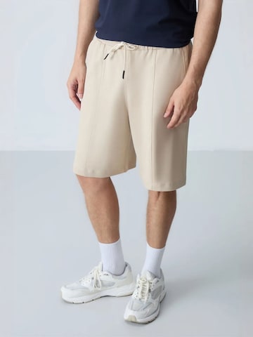 Tommy Life Regular Shorts in Beige