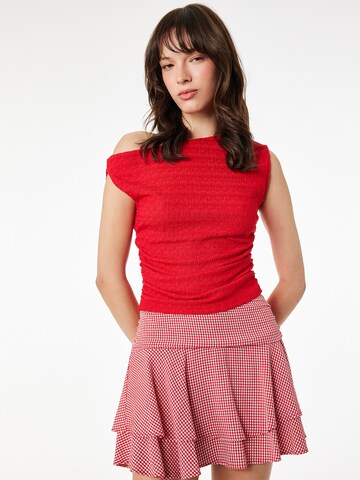 Koton Top in Rot: Vorderseite