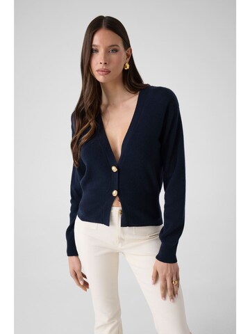 GUESS Pullover in Blau: Vorderseite