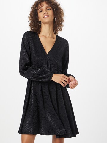 ABOUT YOU - Vestido 'Chinara' en negro: frente