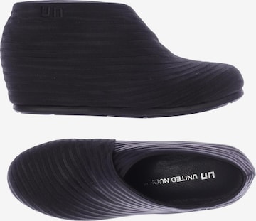 UNITED NUDE Flats & Loafers in 35 in Black: front