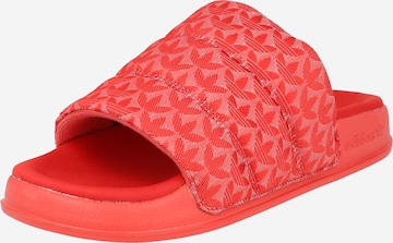 ADIDAS ORIGINALS - Sapato aberto 'Adilette Essential' em vermelho: frente