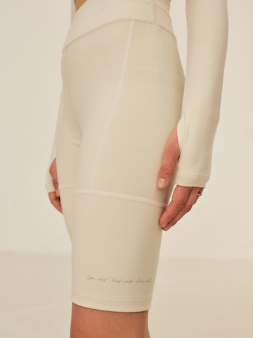 Skinny Leggings 'Fabienne' ABOUT YOU x Sofia Tsakiridou en beige