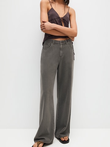 Wide Leg Pantalon Pull&Bear en gris