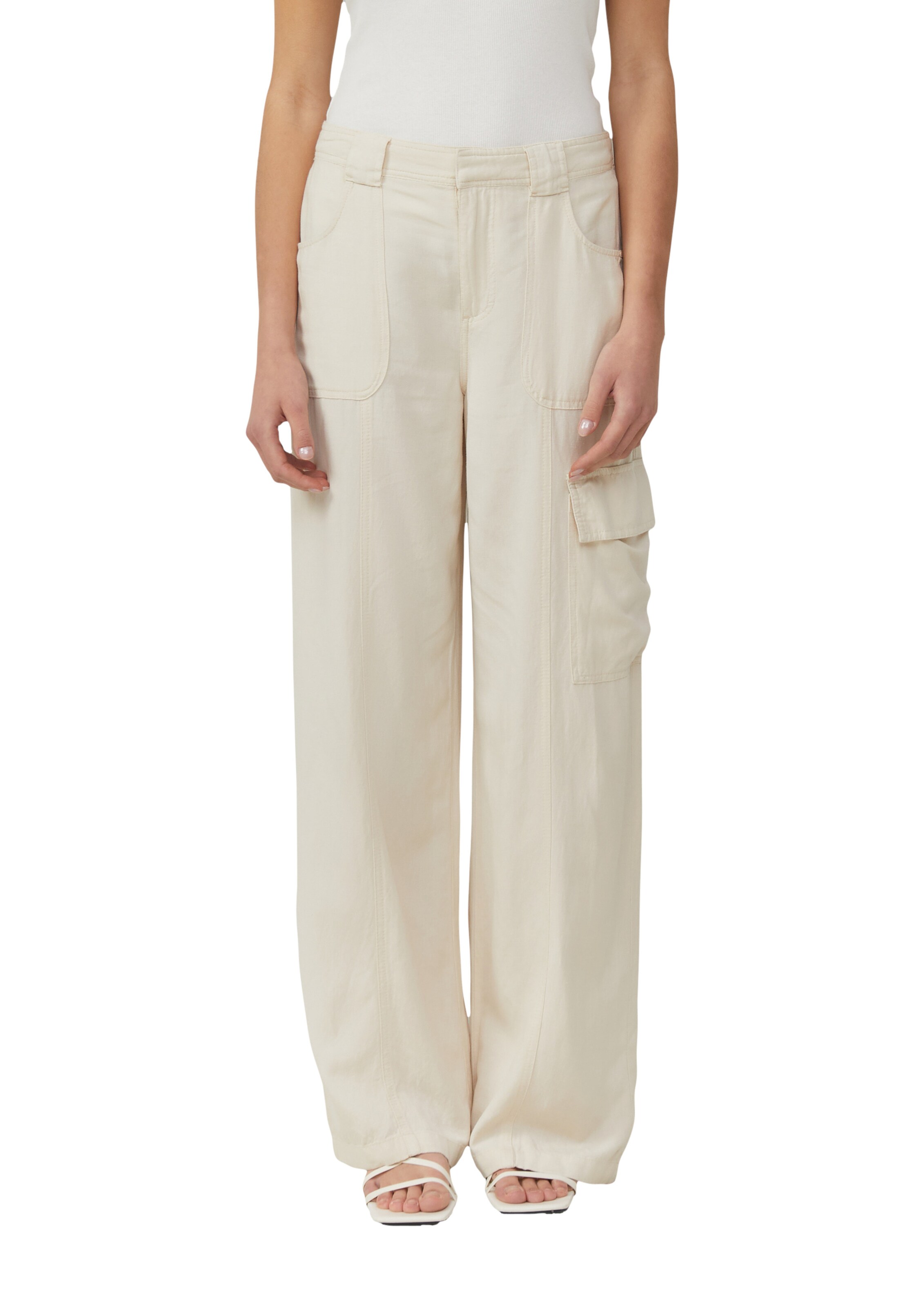 QS Wide leg Cargobroek in Beige: voorkant