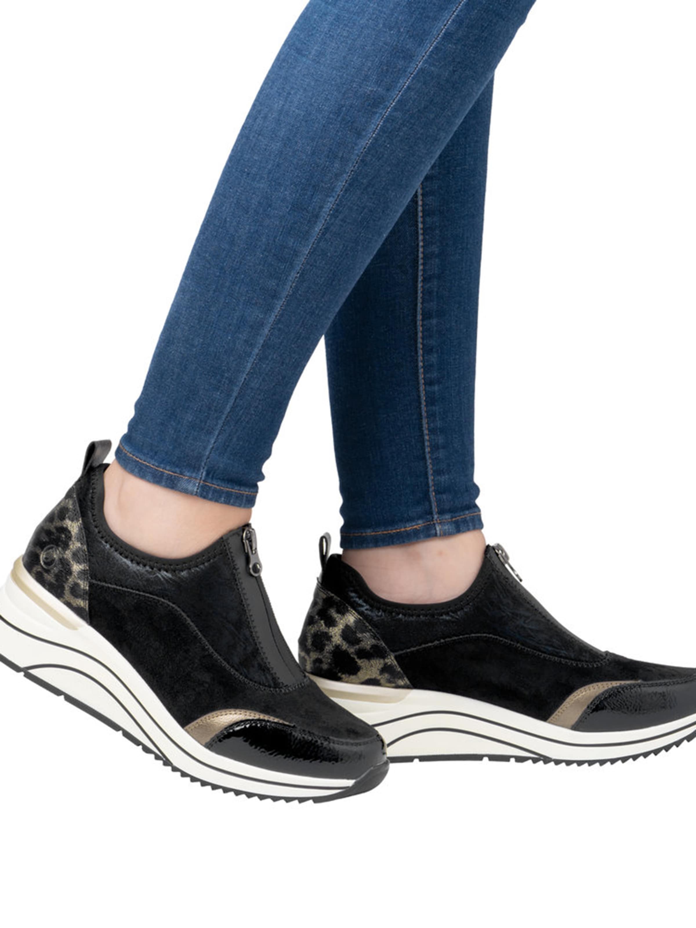 REMONTE Slip-on in Black