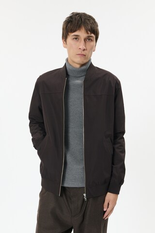 Veste mi-saison 'Clay' Matinique en noir : devant