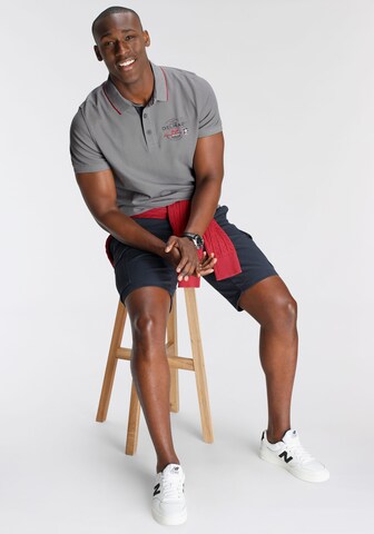 DELMAO Shirt in Grau