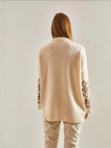 Pullover di Bianco Lucci in beige