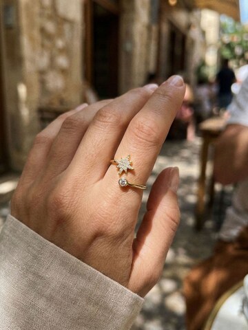 Nemomatheo Ring 'Stella Petite – Minimalistischer Stern-Ring' in Gold
