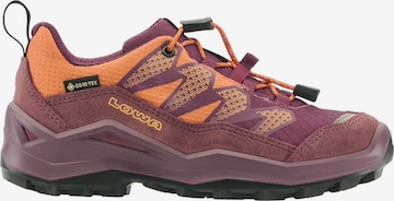 LOWA Flats 'MADDOX PRO GTX' in Red: front