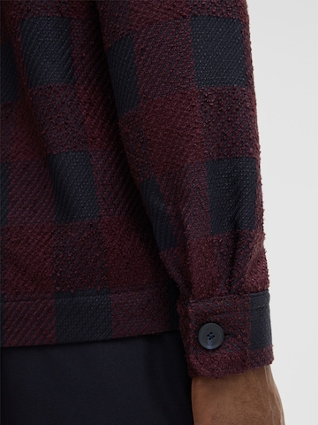 Coupe regular Veste mi-saison 'Norin' STRELLSON en rouge