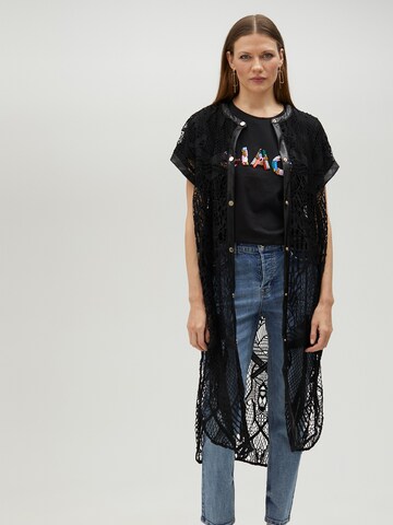 Haut Lola Casademunt en noir