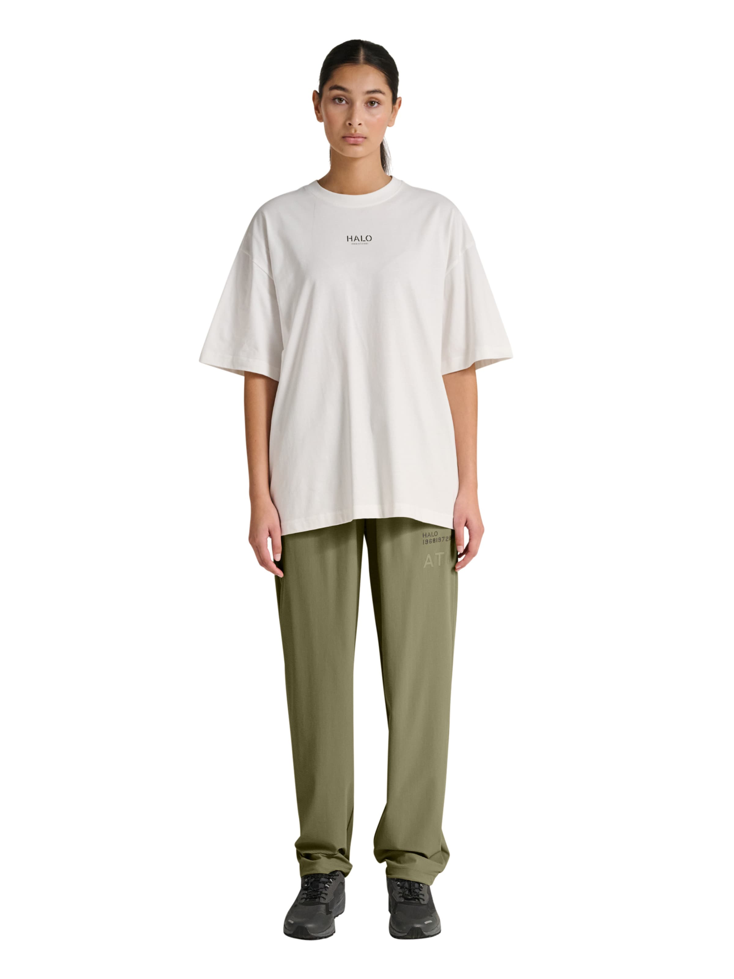 HALO Loosefit Sporthose in Grün