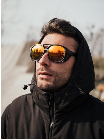 VEYREY Sunglasses in Black