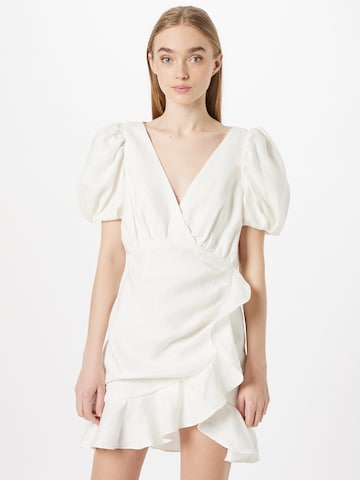 Robe 'Irina' Bardot en blanc : devant