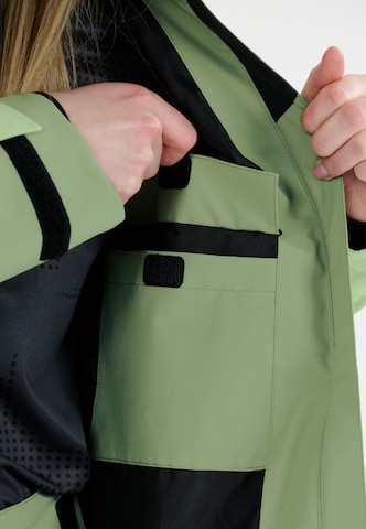 SLOPE Weatherproof jacket 'Zuko' in Green