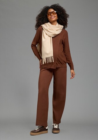 Neun Monate Regular Pyjamahose in Braun