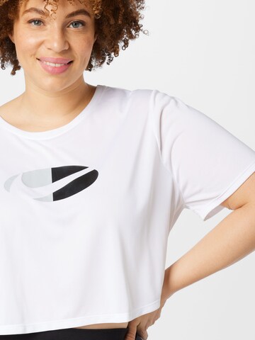 NIKE - Camisa funcionais 'Nike' em branco