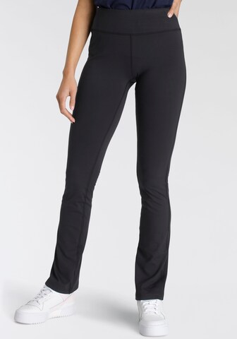 FAYN SPORTS Boot cut Workout Pants in Black: front
