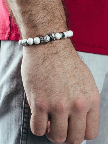 Akitsune Bracelet 'Obsidius' in White: front