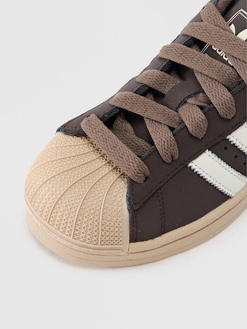 ADIDAS ORIGINALS Sneakers 'SUPERSTAR II' in Bruin