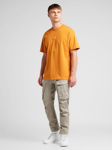 Nike Sportswear Тениска 'PREM ESSNTL' в оранжево