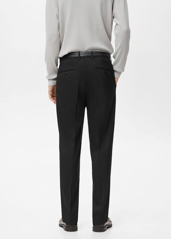 MANGO MAN Regular Pleated Pants in Black