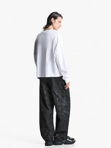 Bershka Baggy Nadrág - fekete