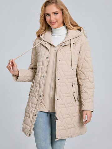 Funk since 1776 Between-Seasons Coat in Beige