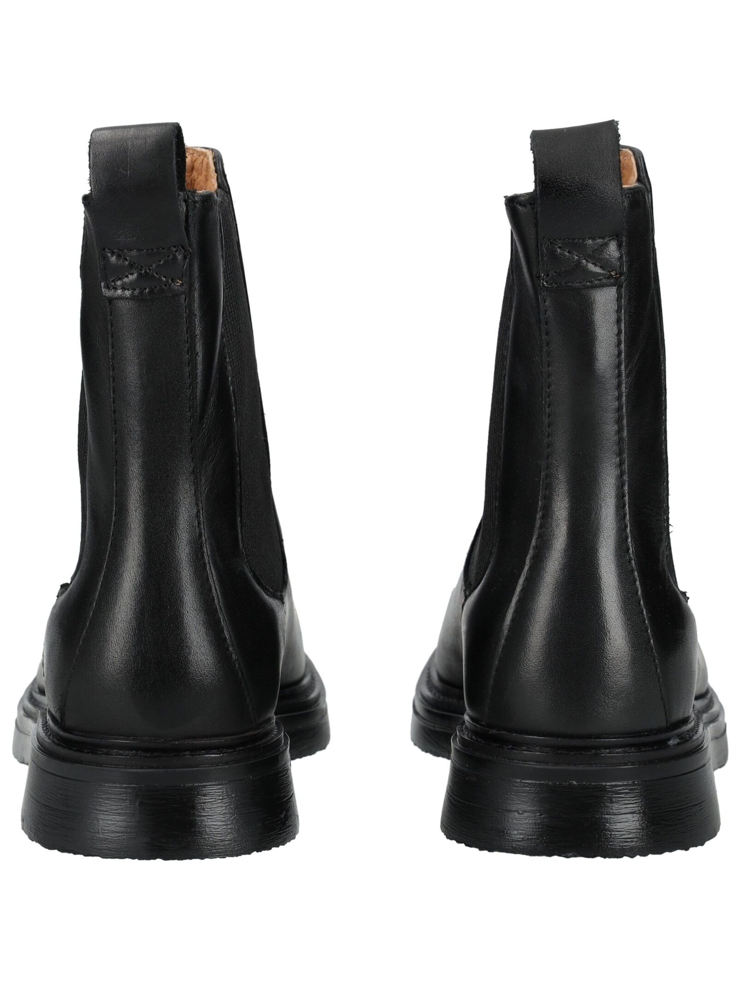 PAVEMENT Ankle Boots in Black