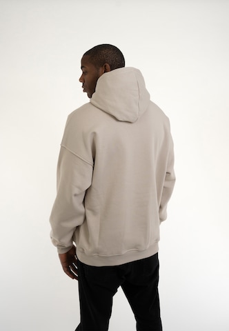 Johnny Urban Sweatshirt 'Cody Oversized' in Beige