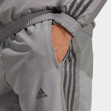 ADIDAS SPORTSWEAR Trainingsanzug in Grau