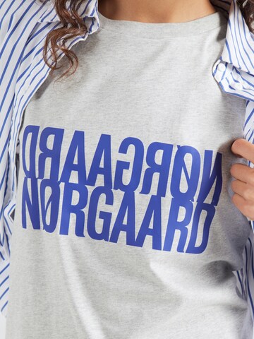 Tricou de la MADS NORGAARD COPENHAGEN pe gri